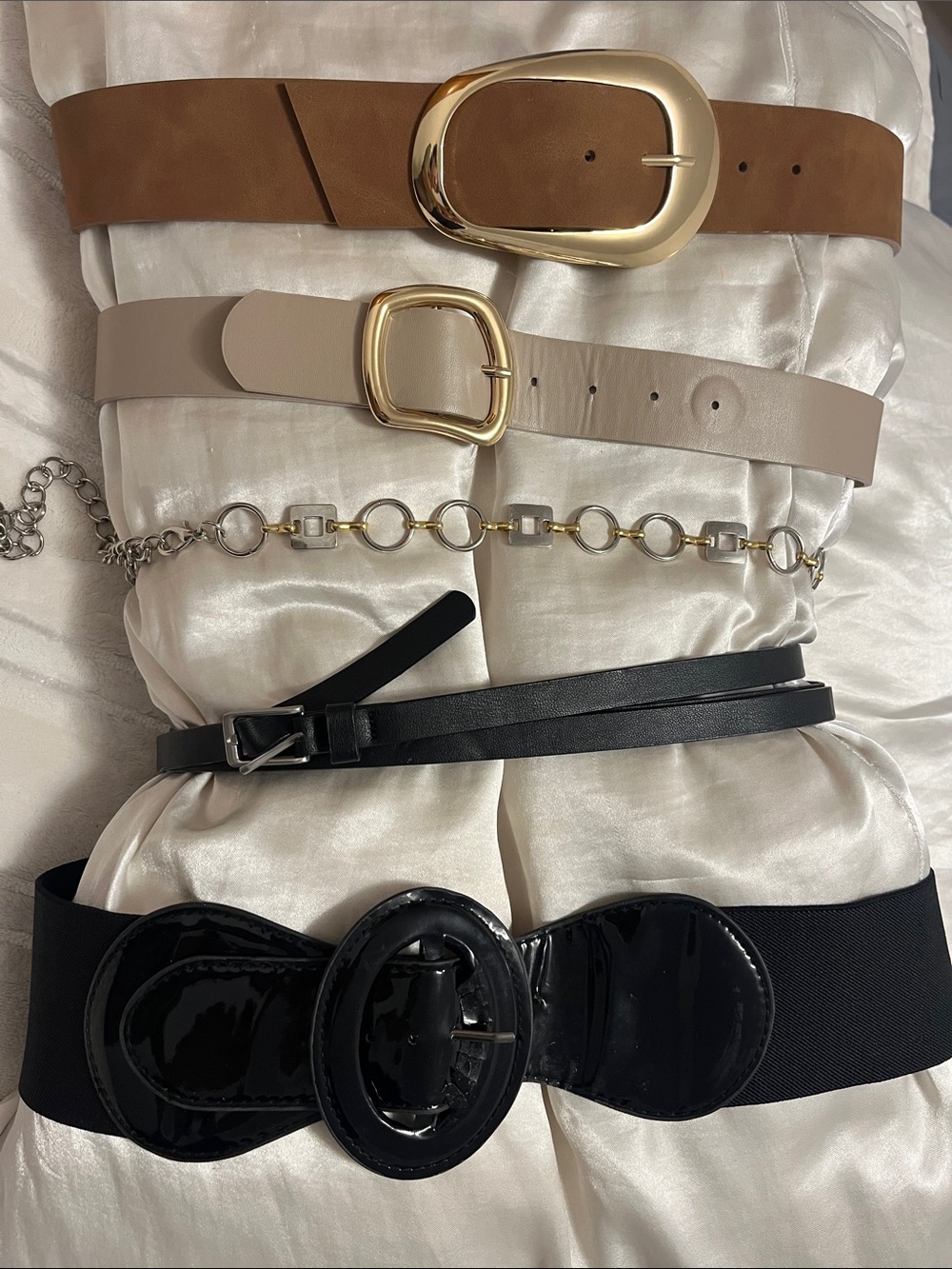 Women’s 5-Piece Belt Set — Tan, Beige, Gold, Black, and Patent Black